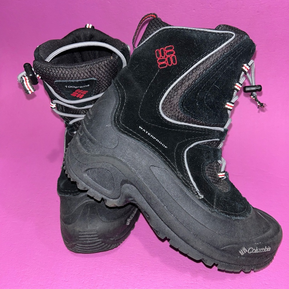Columbia black root waterproof snow/hiking  boots youth size 5